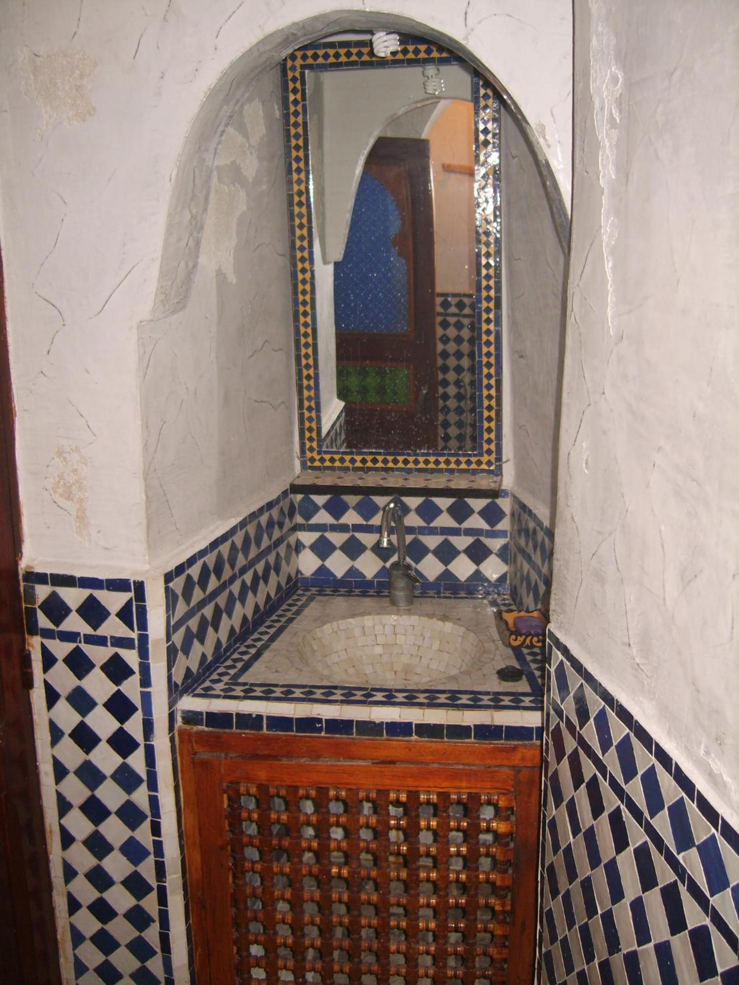 Riad Les Chrifis Navette Aeroport 24 Sur 24 Fès Exteriér fotografie