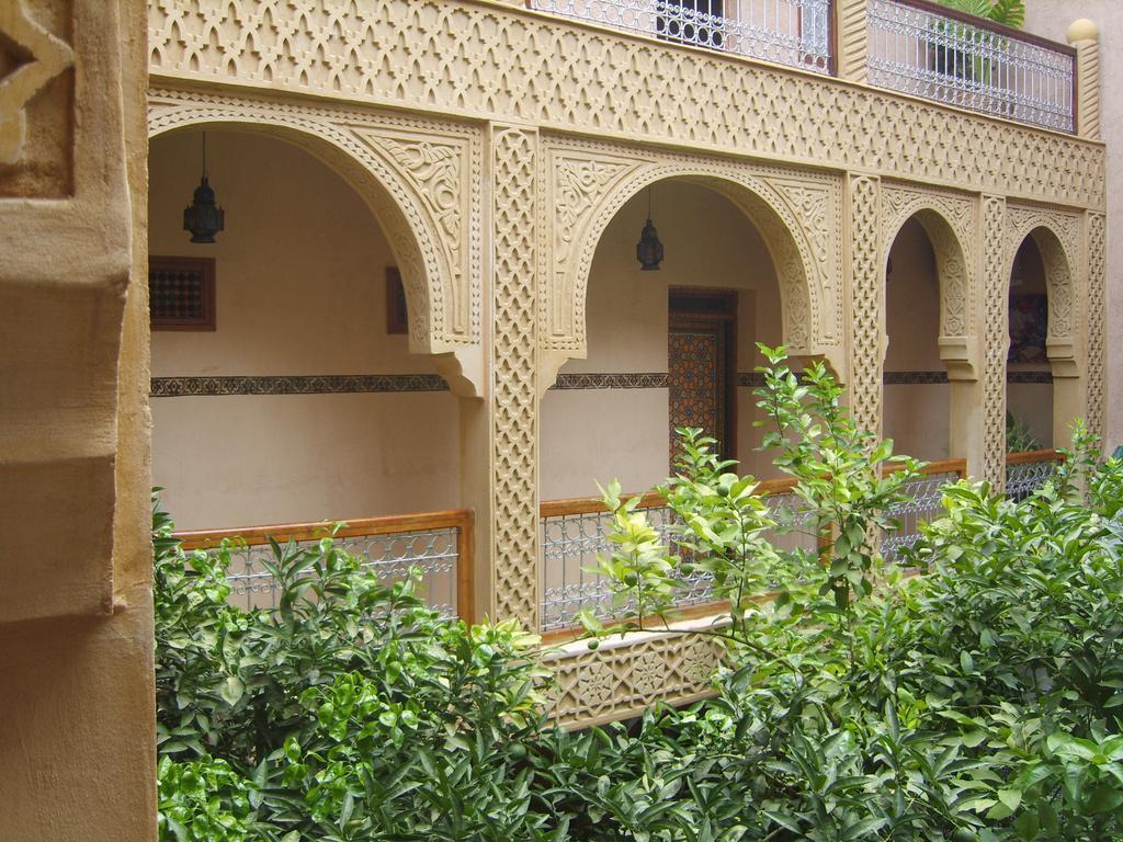 Riad Les Chrifis Navette Aeroport 24 Sur 24 Fès Exteriér fotografie